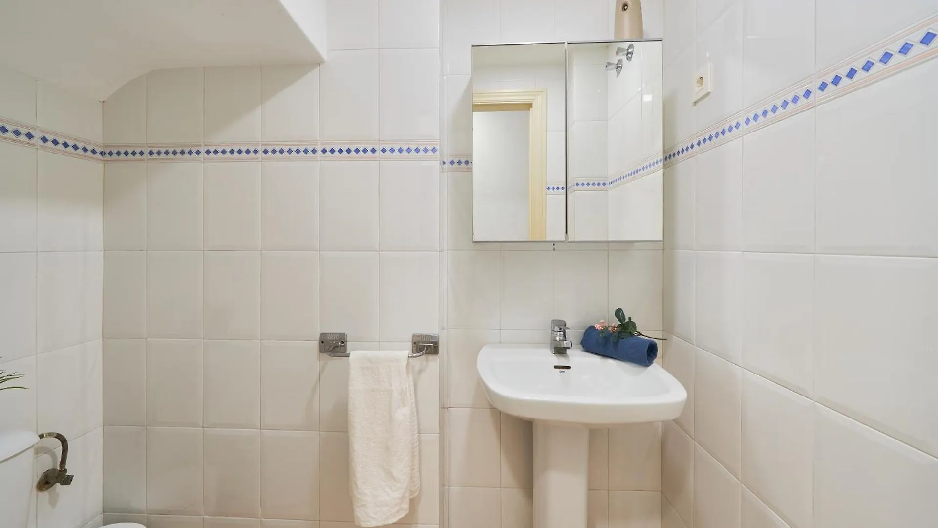 Дом отдыха Вилла Casa El Palo Seaside Heaven Малага