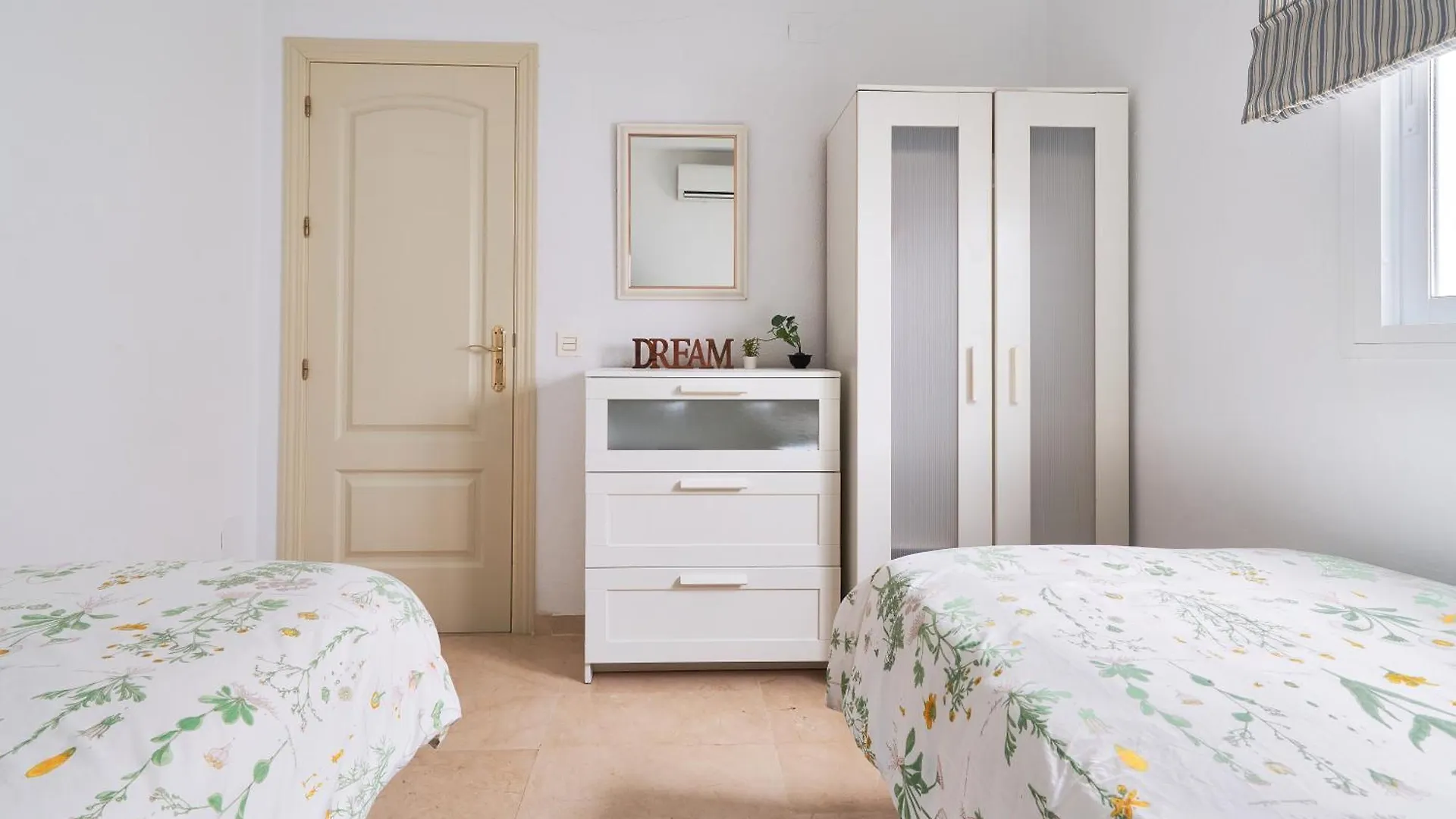 Вилла Casa El Palo Seaside Heaven Малага 0*,